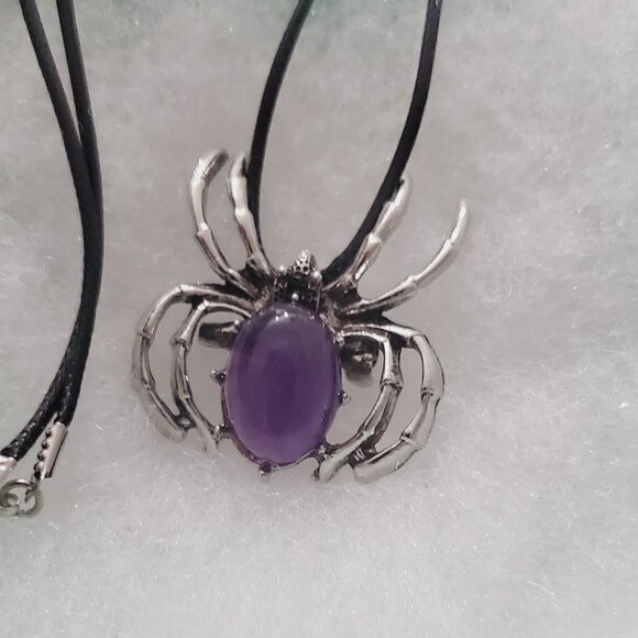 Gothic Amethyst Spider Black cord 18-20" Necklace - Picture 2 of 5
